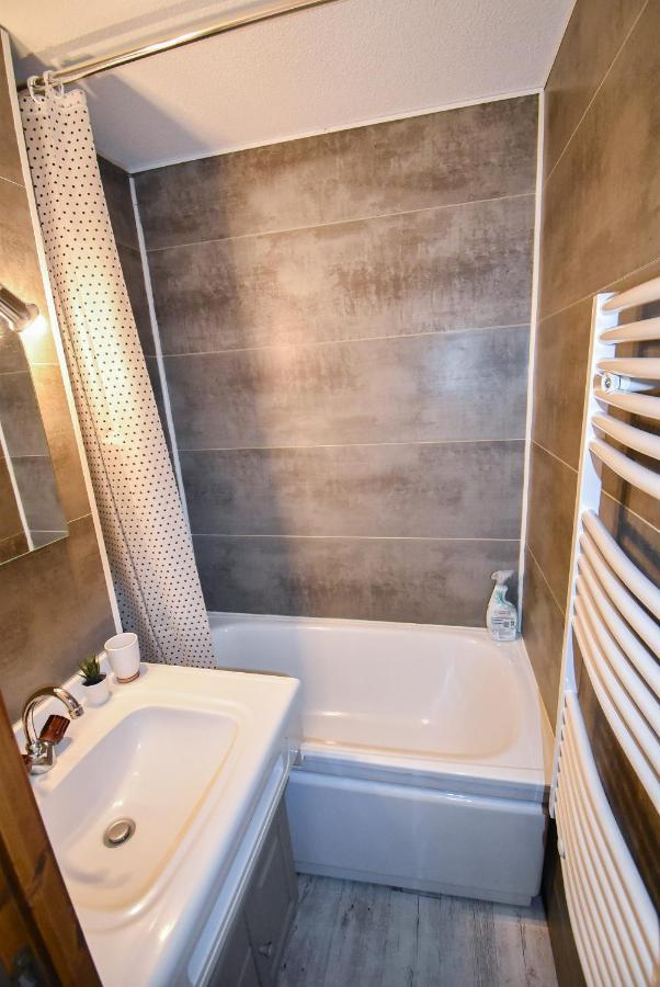 Au Pied Des Pistes B48, Chaleureux Studio 4 Pers, Balcon Plein Sud, Draps Non Compris Saint-Jean-dʼAulps Kültér fotó